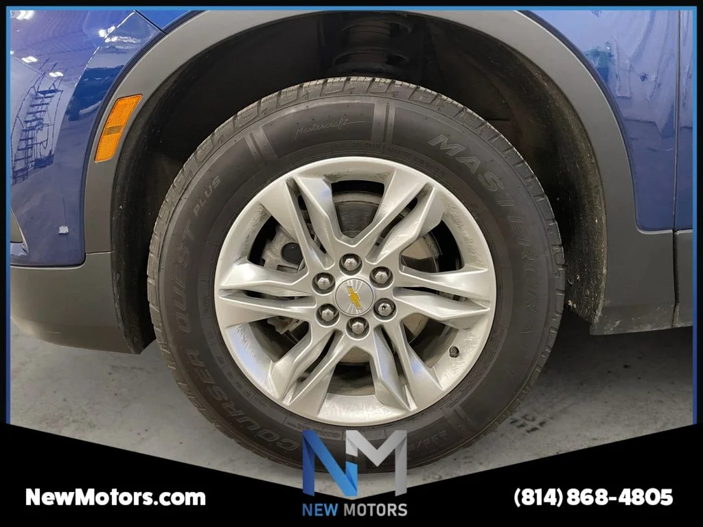 Used 2022 Blue Chevrolet LT image 14
