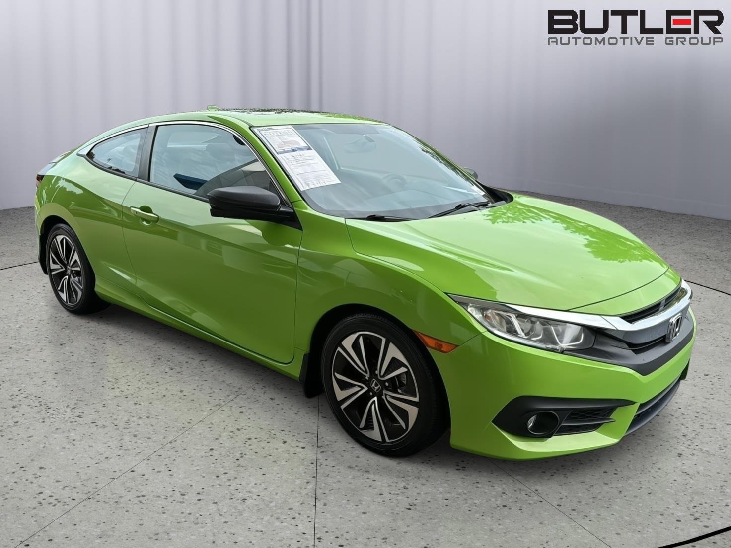 Used 2017  Honda EX-T image 8