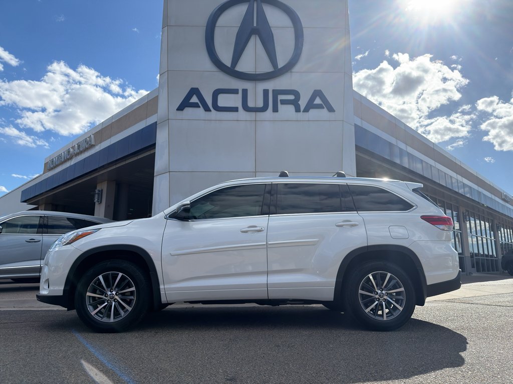 2017 Toyota Highlander