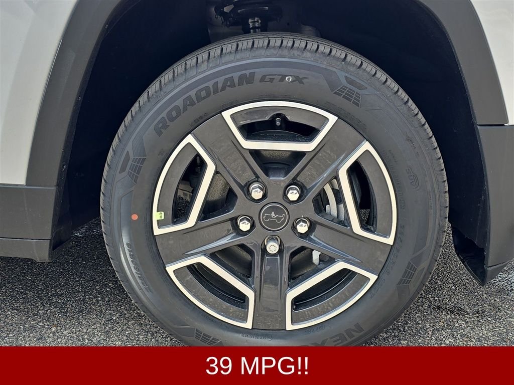 New 2026 Silver Zynith Clearcoat Jeep Laredo image 11
