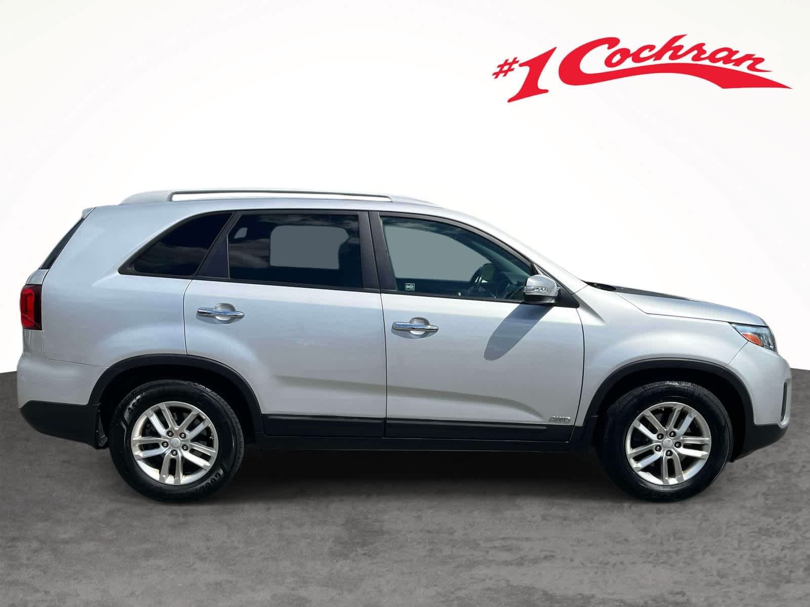 Used 2015 Bright Silver Kia LX image 8