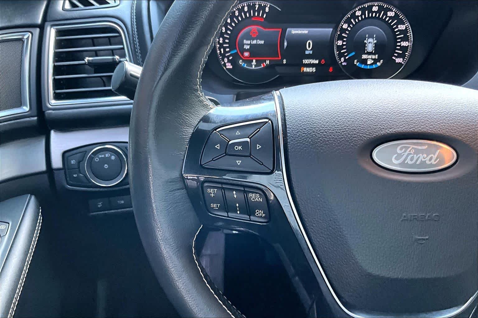 Used 2018 Magnetic Ford Platinum image 24