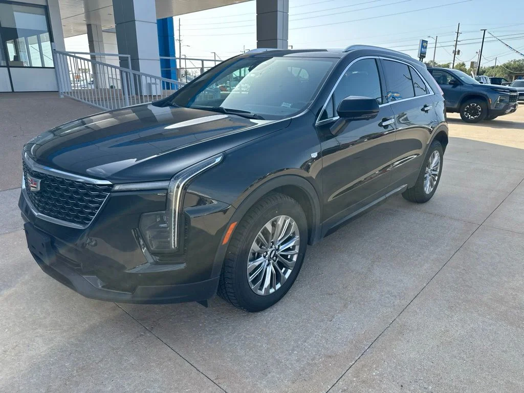Used 2025 Black Cadillac Premium Luxury image 29