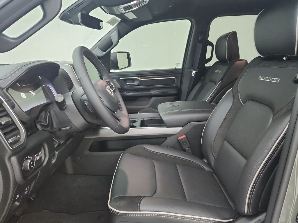New 2026 Canyon Lake Exterior Paint RAM Laramie image 19