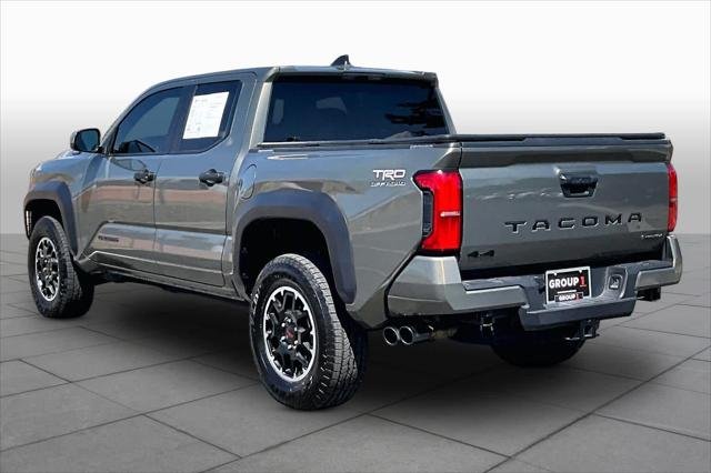 Certified Used 2025 OXIDE BRONZE ME. Toyota  image 11