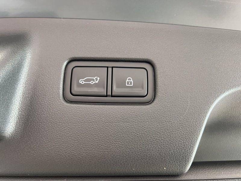 New 2026 Gray Hyundai SEL AWD image 9
