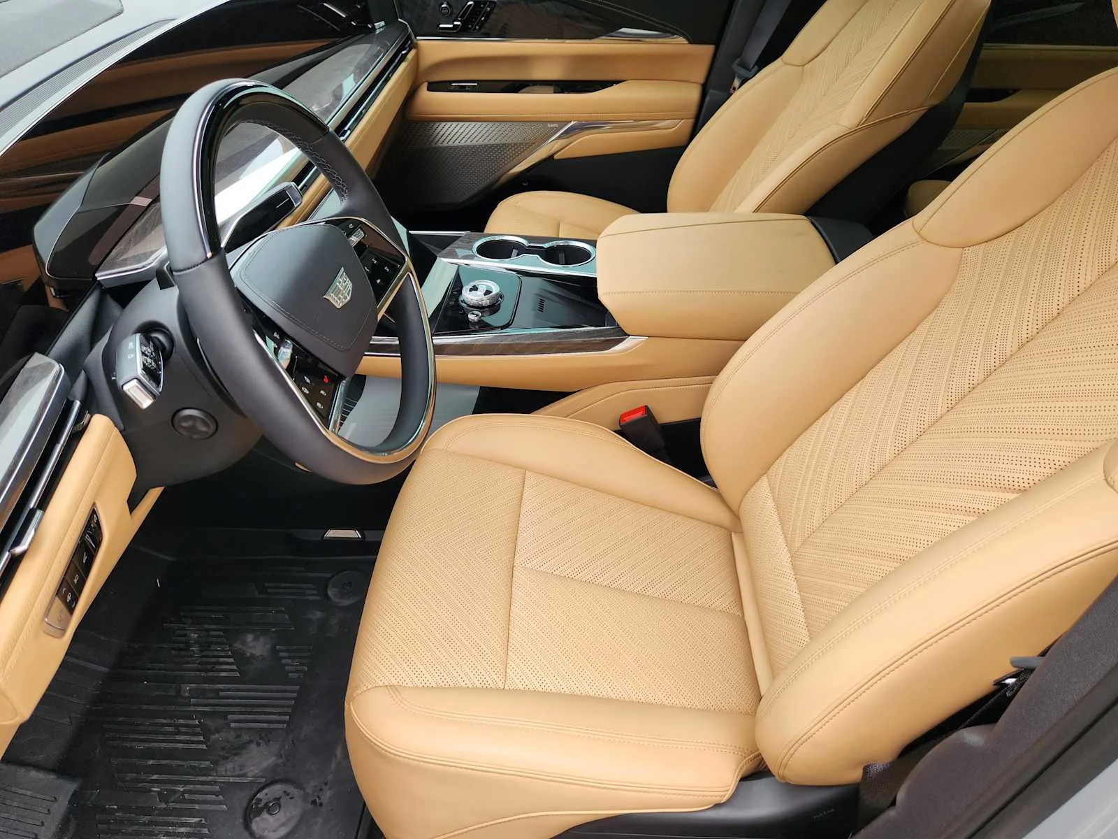 New 2026 Luna Metallic Cadillac Premium Luxury image 8