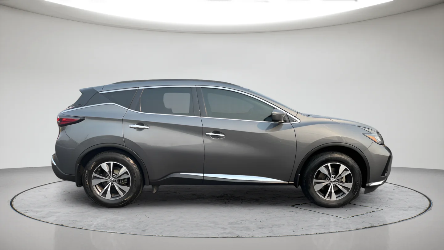 Used 2019 Silver Nissan SV image 4