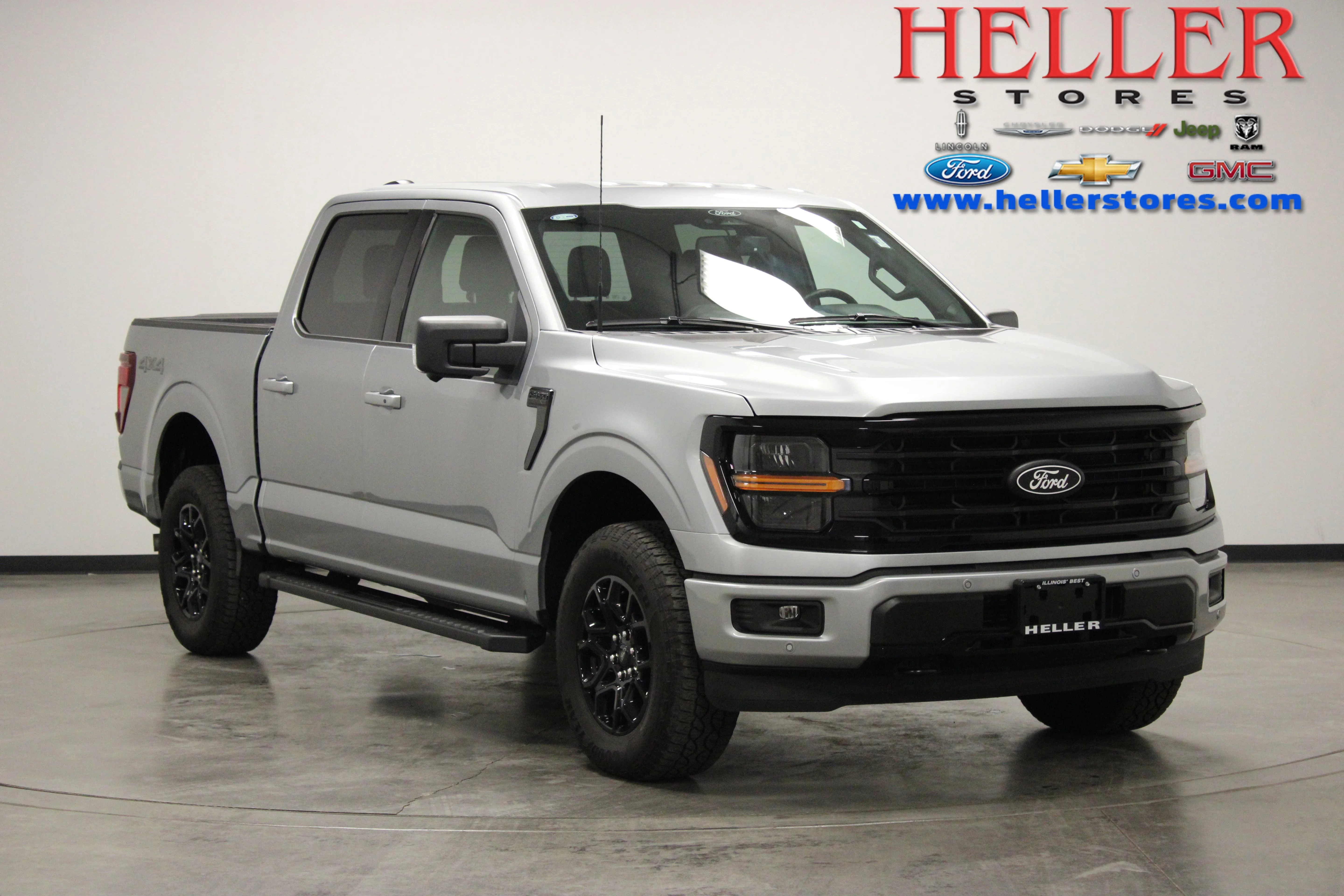 Used 2025 Silver Metallic Ford XLT image 1