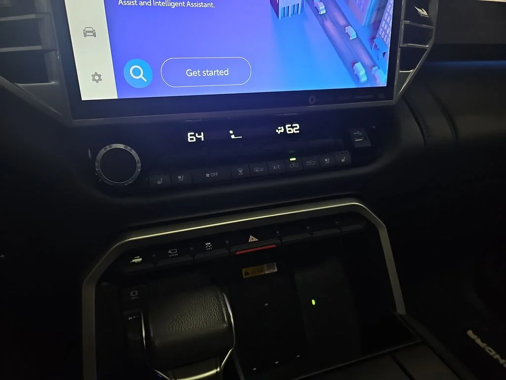 Used 2023  Toyota Platinum image 25