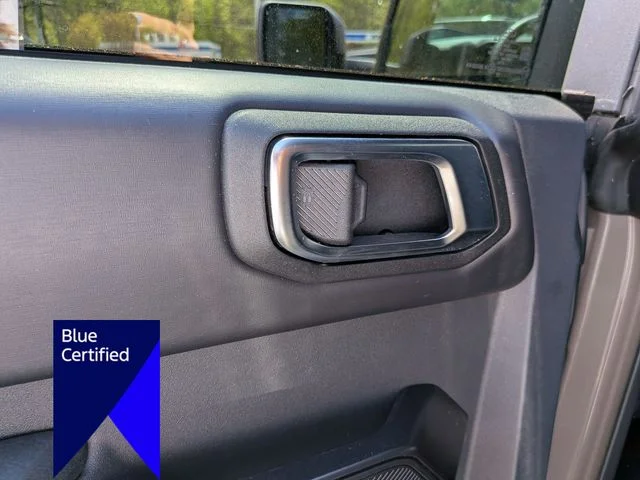 Used 2025 Gray Ford Badlands image 23