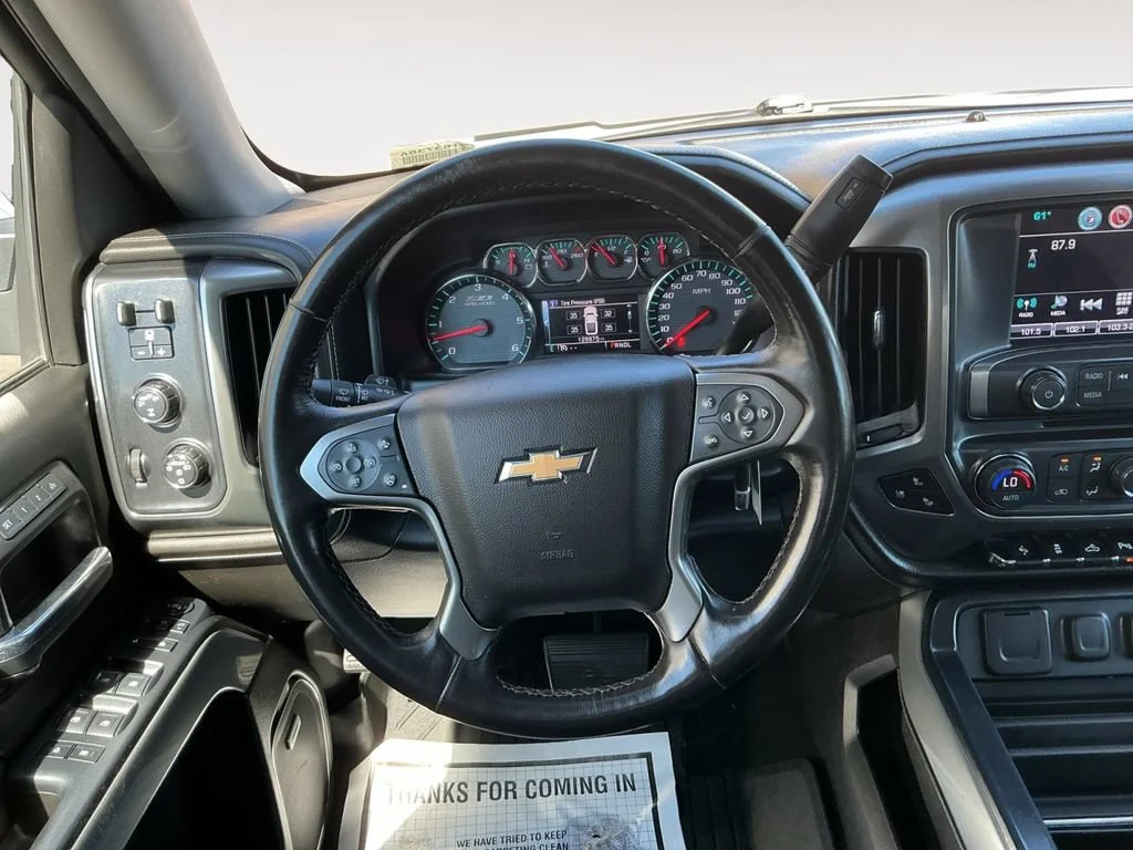 Used 2017 IRIDESCENT PEARL TRICOAT Chevrolet LTZ image 11