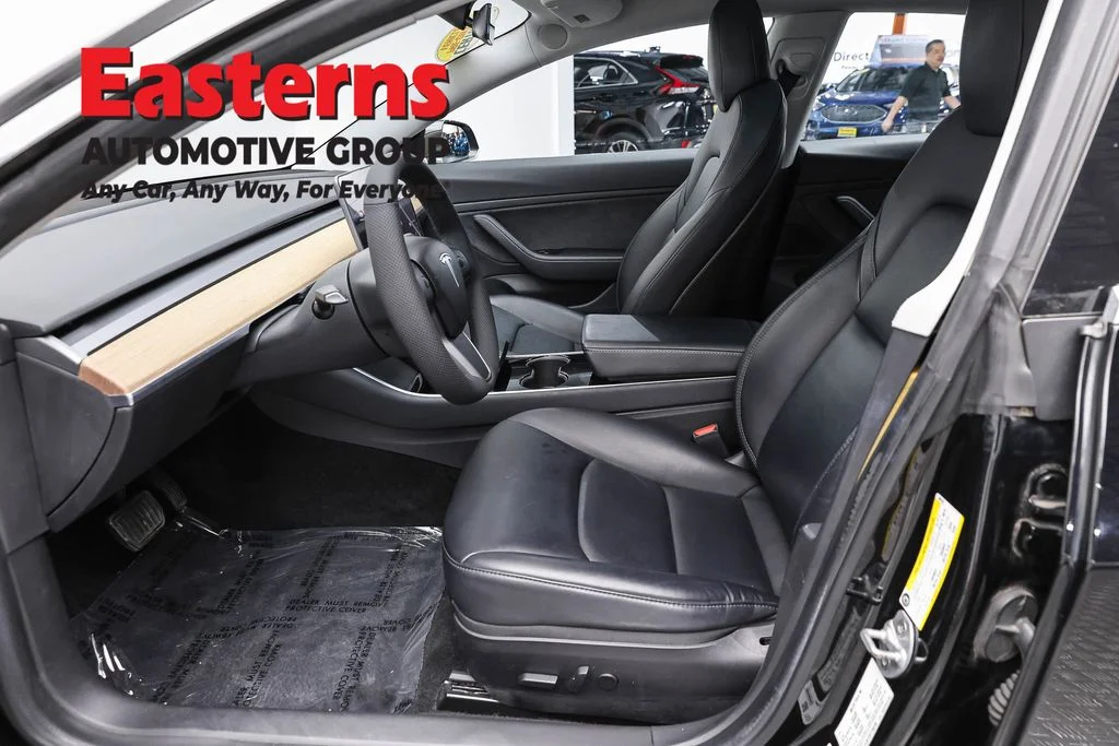 Used 2020 Black Tesla Long Range image 13