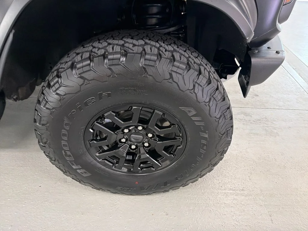 Used 2022 Black Ford Raptor image 4