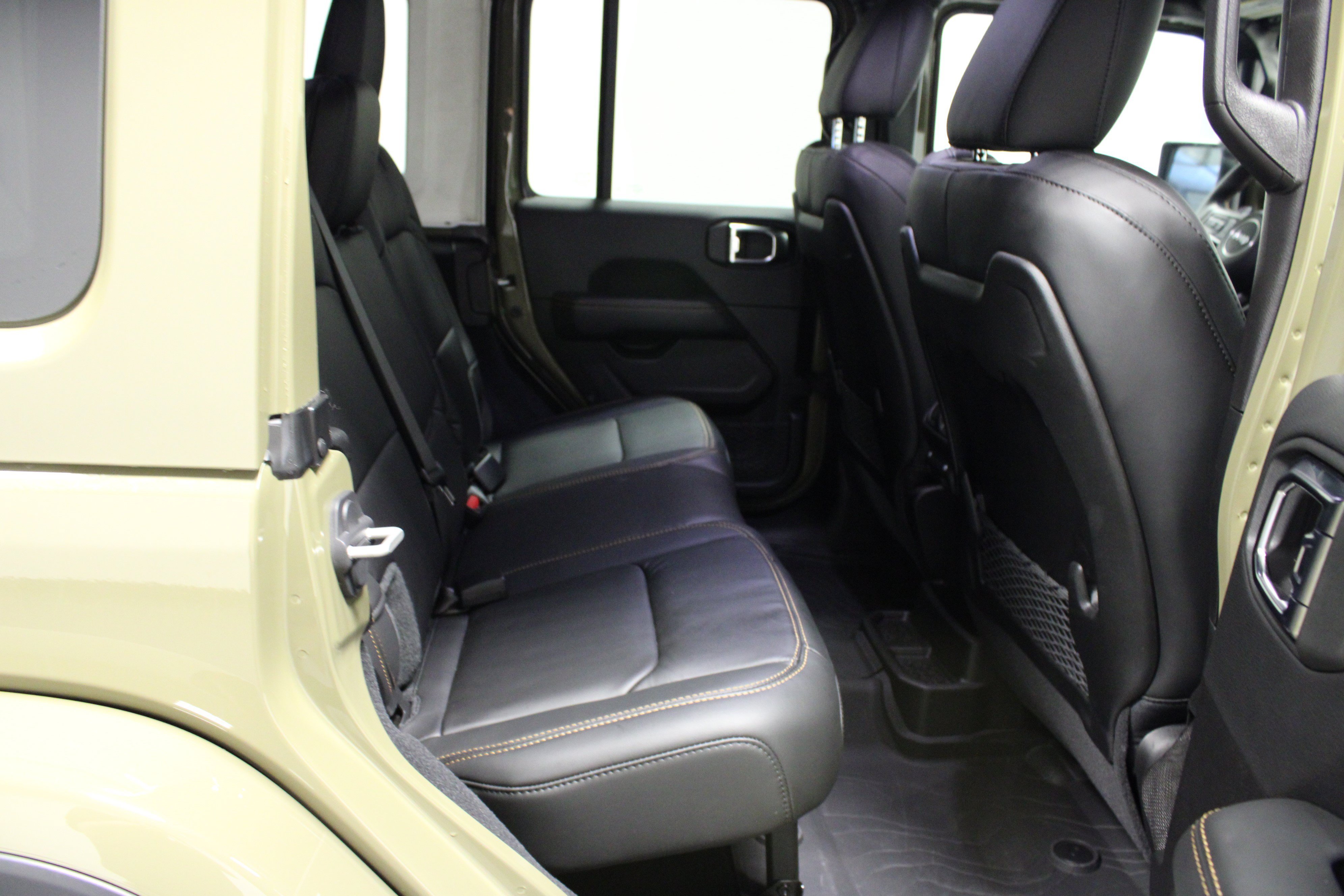 Used 2025 41 Jeep Rubicon 392 image 14