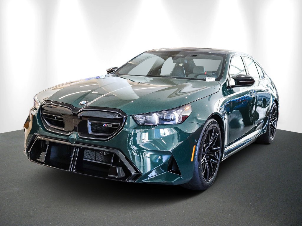 2027 BMW M5 photo 3