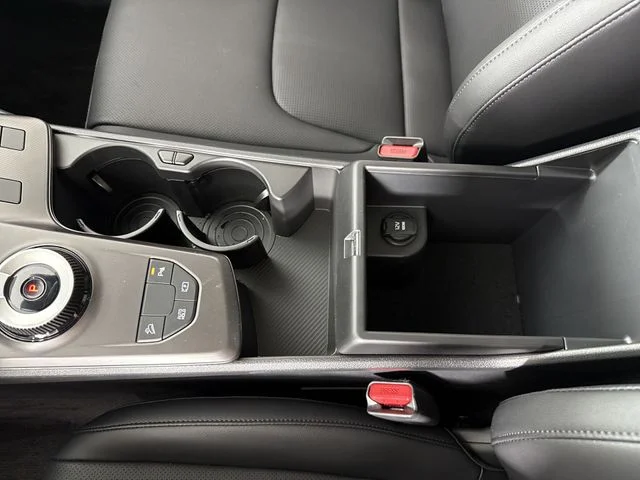 New 2026 Snow White Pearl Kia EX image 20