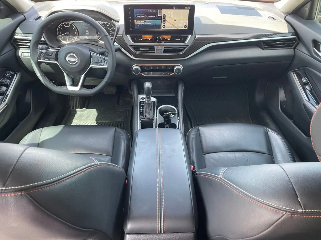Used 2024 Red Nissan 2.5 SR image 11