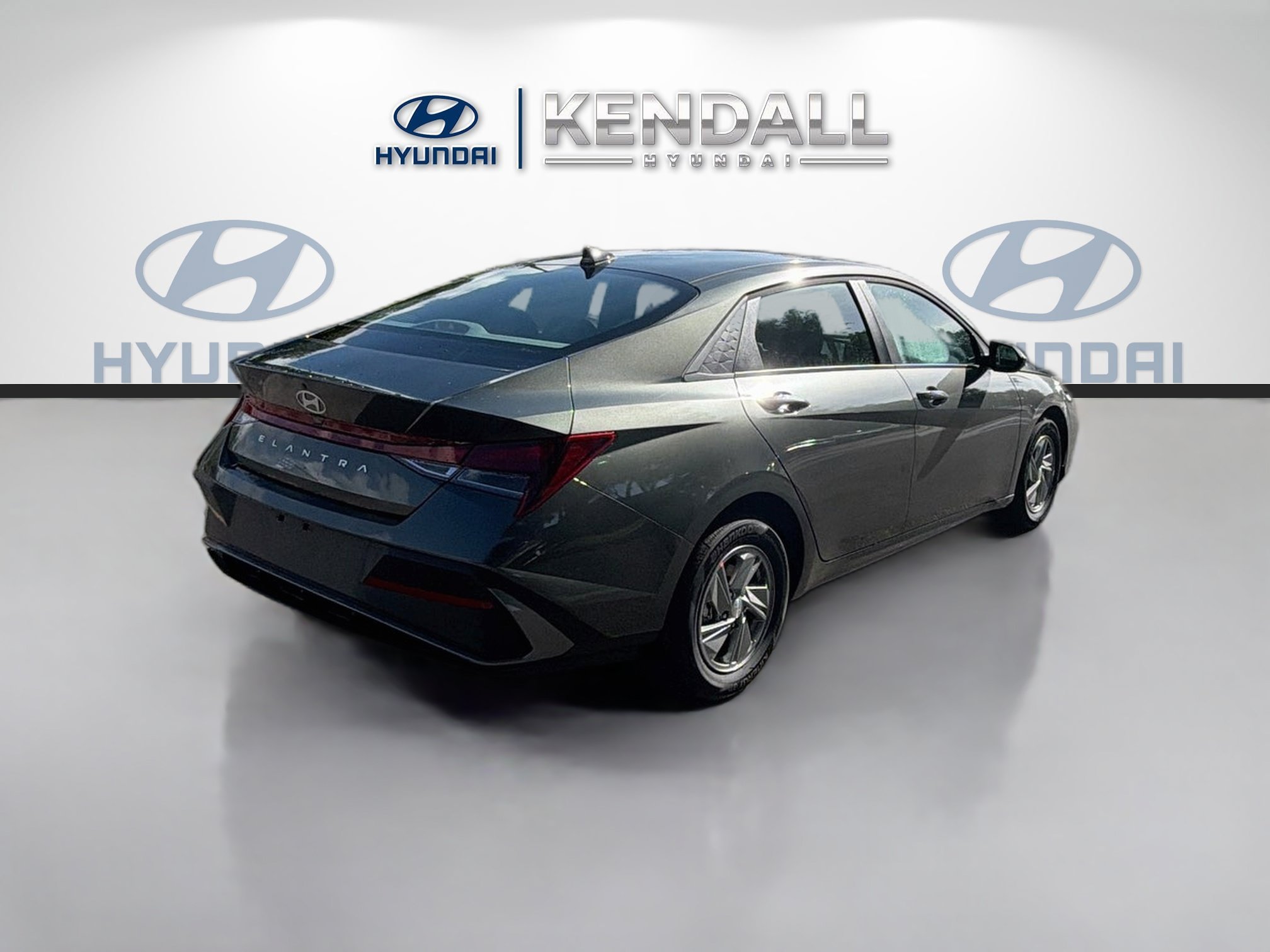 New 2026 Amazon Gray Hyundai SE image 32