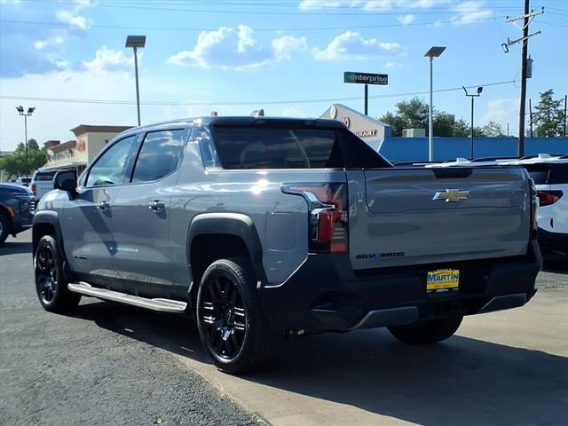 2026 Chevrolet Silverado EV LT - Photo 9
