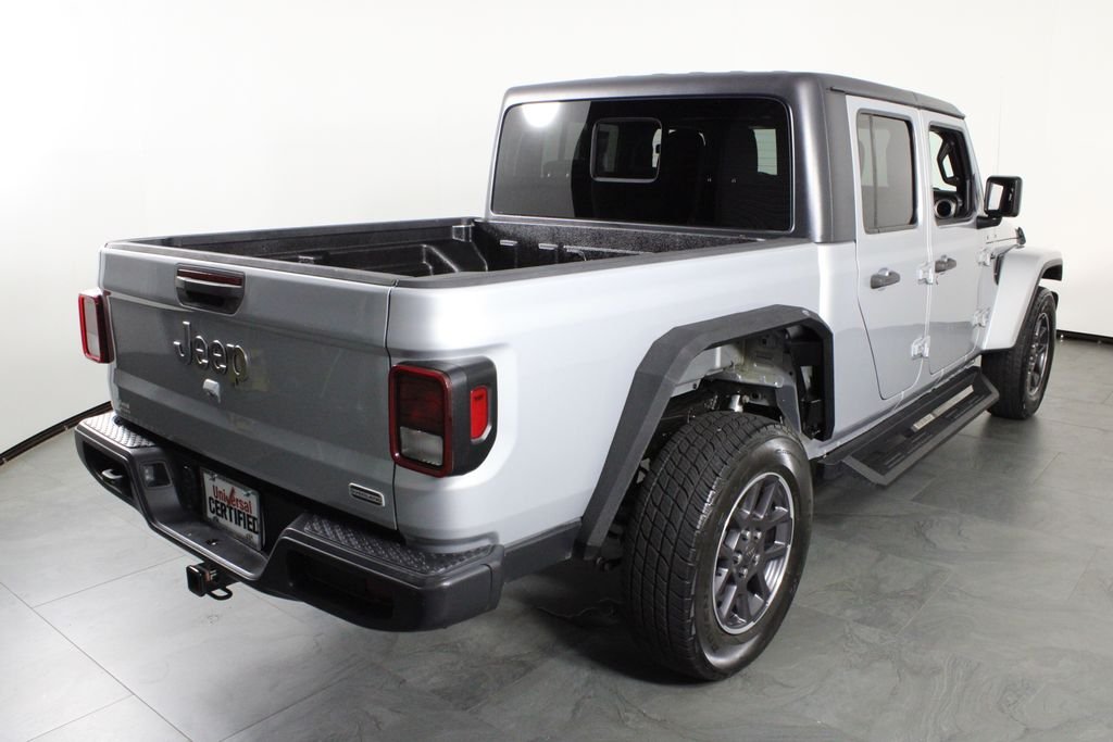 2023 Jeep Gladiator Overland - Photo 2