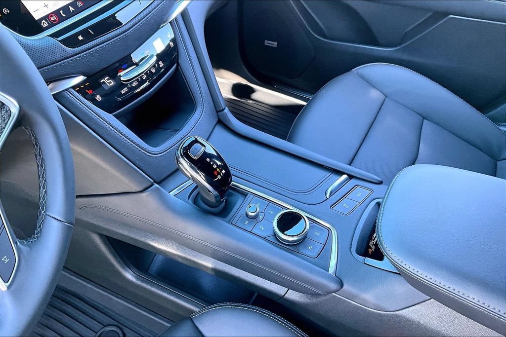2026 Cadillac XT5 Sport - Photo 8