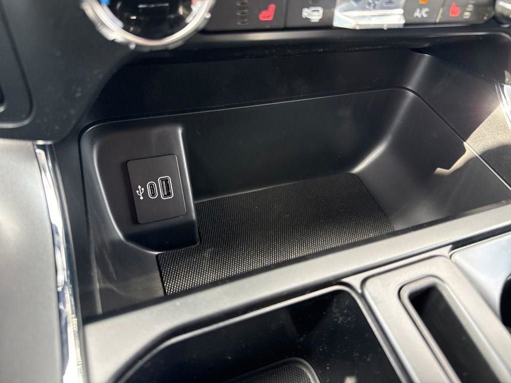 New 2026 White Ford XLT image 34