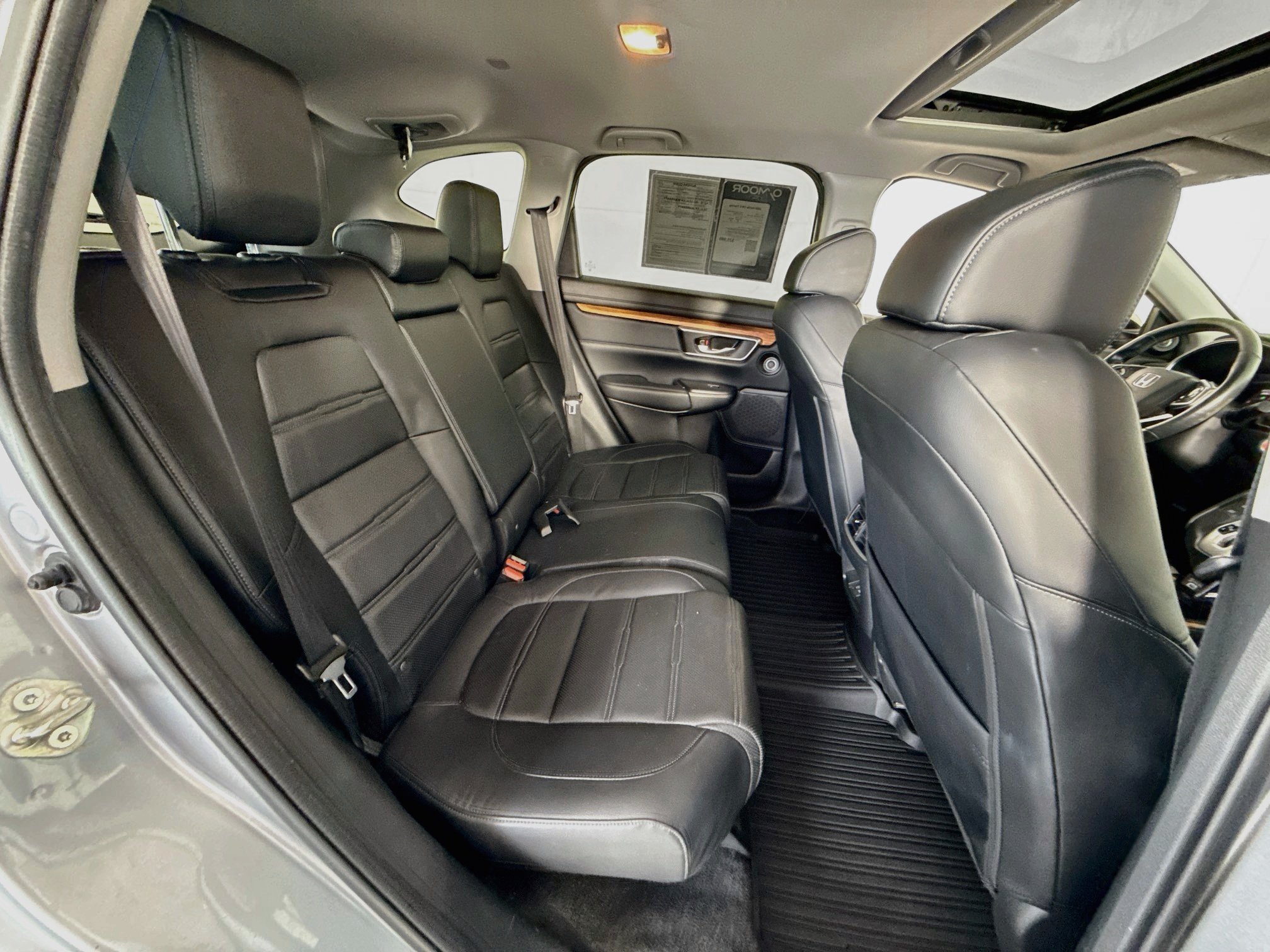 Used 2020 Lunar Silver Metallic Honda Touring image 28