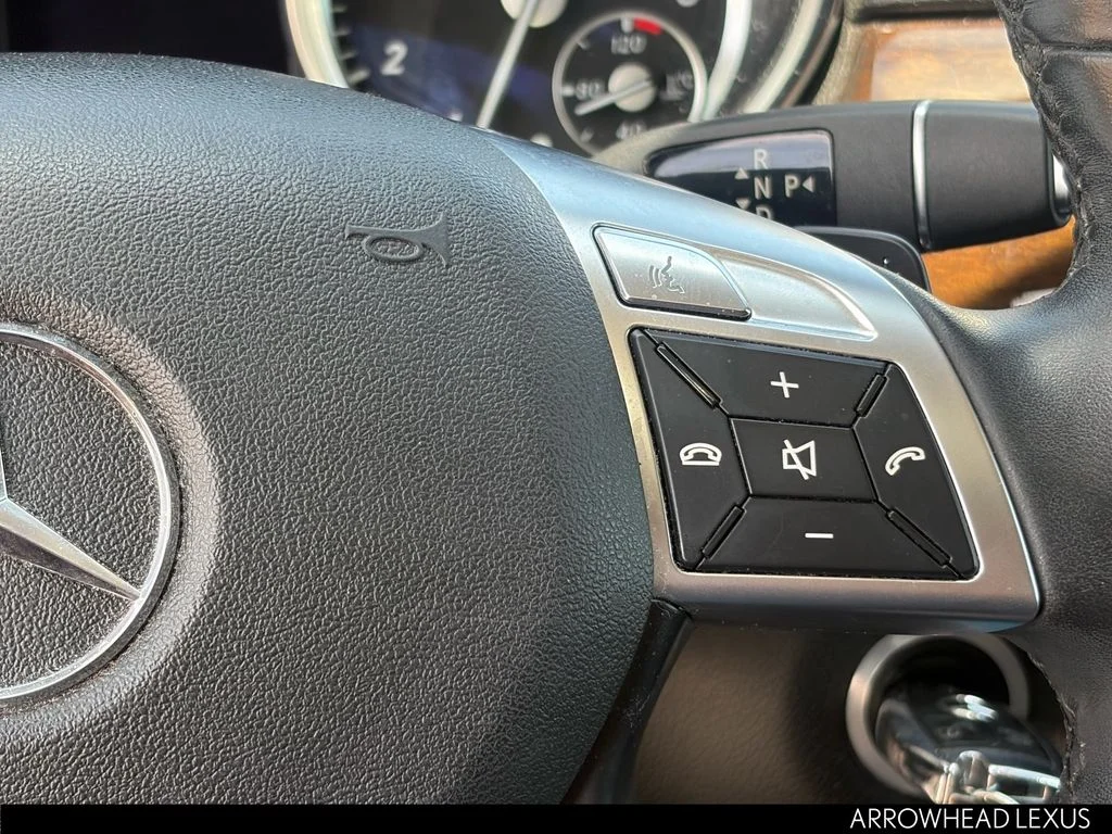 Used 2013 Silver Mercedes-Benz ML 350 image 18