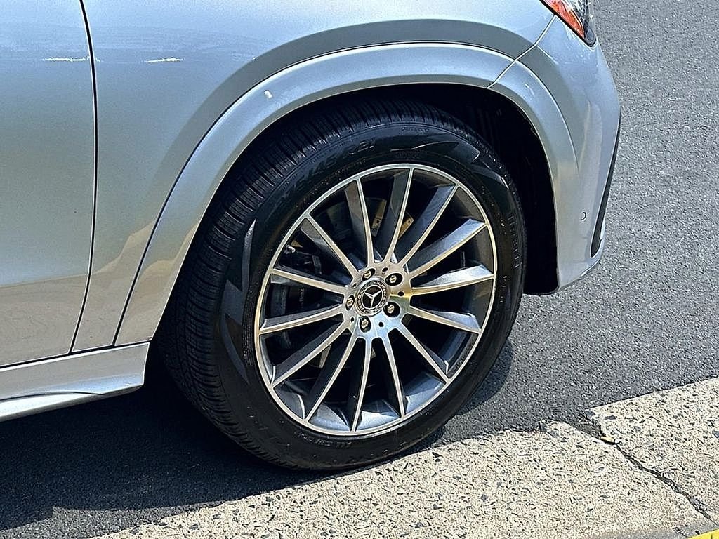 Certified Used 2024 Cirrus Silver Metallic Mercedes-Benz GLE 450 image 18
