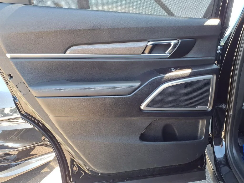 Certified Used 2022 Black Kia EX image 21