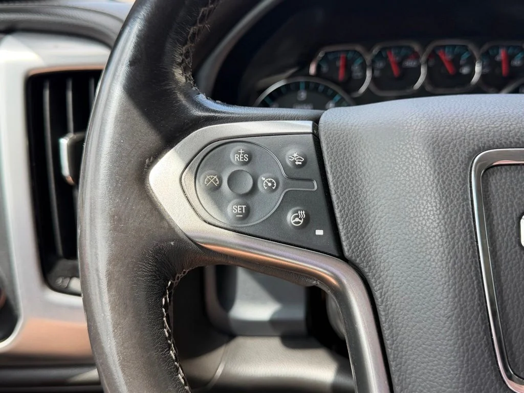 Used 2017 Black GMC SLE image 12