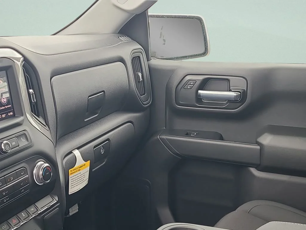 New 2026 Summit White GMC Pro image 12