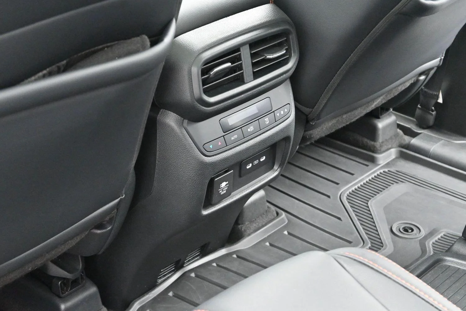 Used 2024 Platinum White Pearl Honda TrailSport image 35