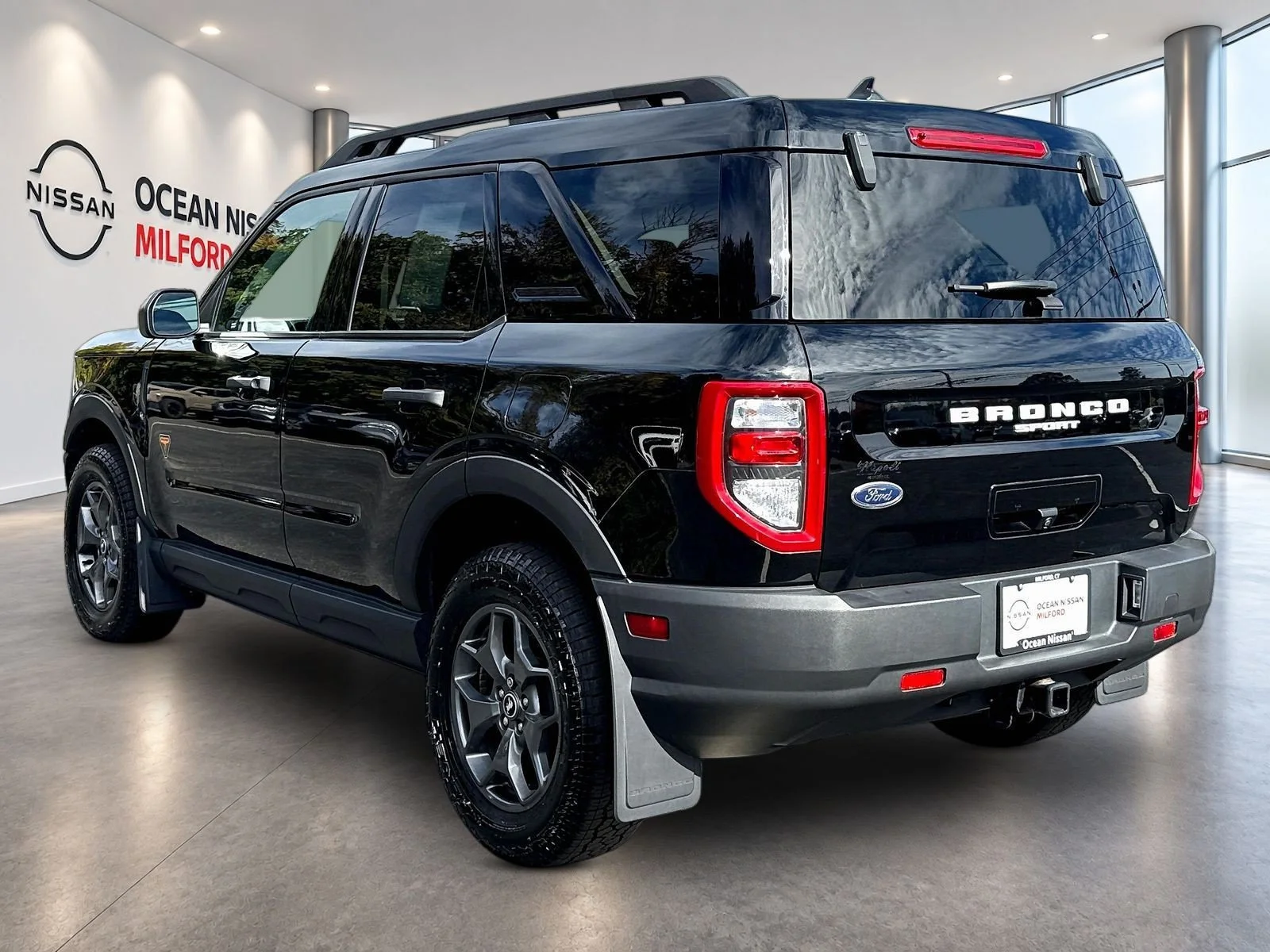 Used 2022 Shadow Black Ford Badlands image 8