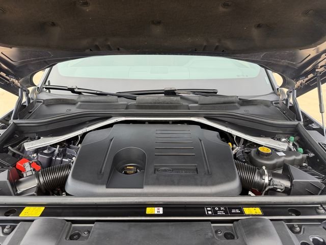 Used 2024 Gray Land Rover Dynamic SE image 19