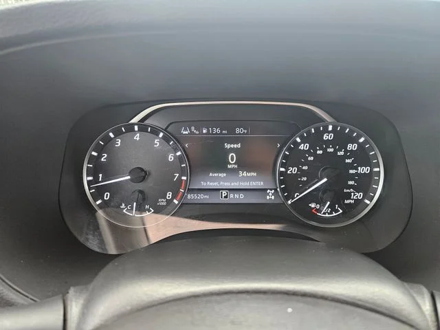 Used 2022 Gray Nissan SV image 15