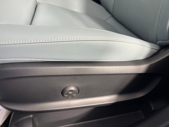 New 2026 Silver Mercedes-Benz GLA 250 image 16