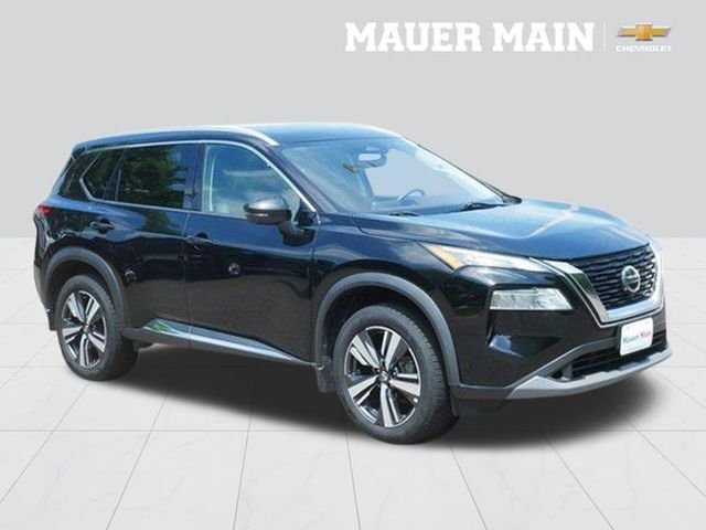 Used 2021 Black Nissan SL image 1