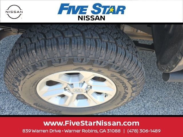 Used 2020 Gray Toyota SR5 image 11