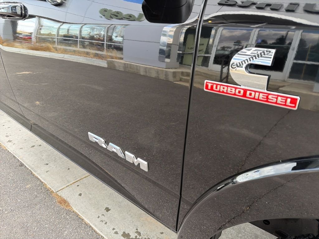2026 RAM 3500 Chassis Big Horn - Photo 49