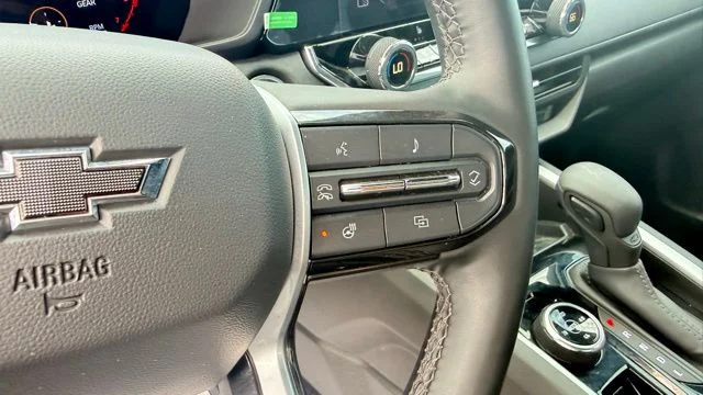 Used 2025 Black Chevrolet Trail Boss image 21