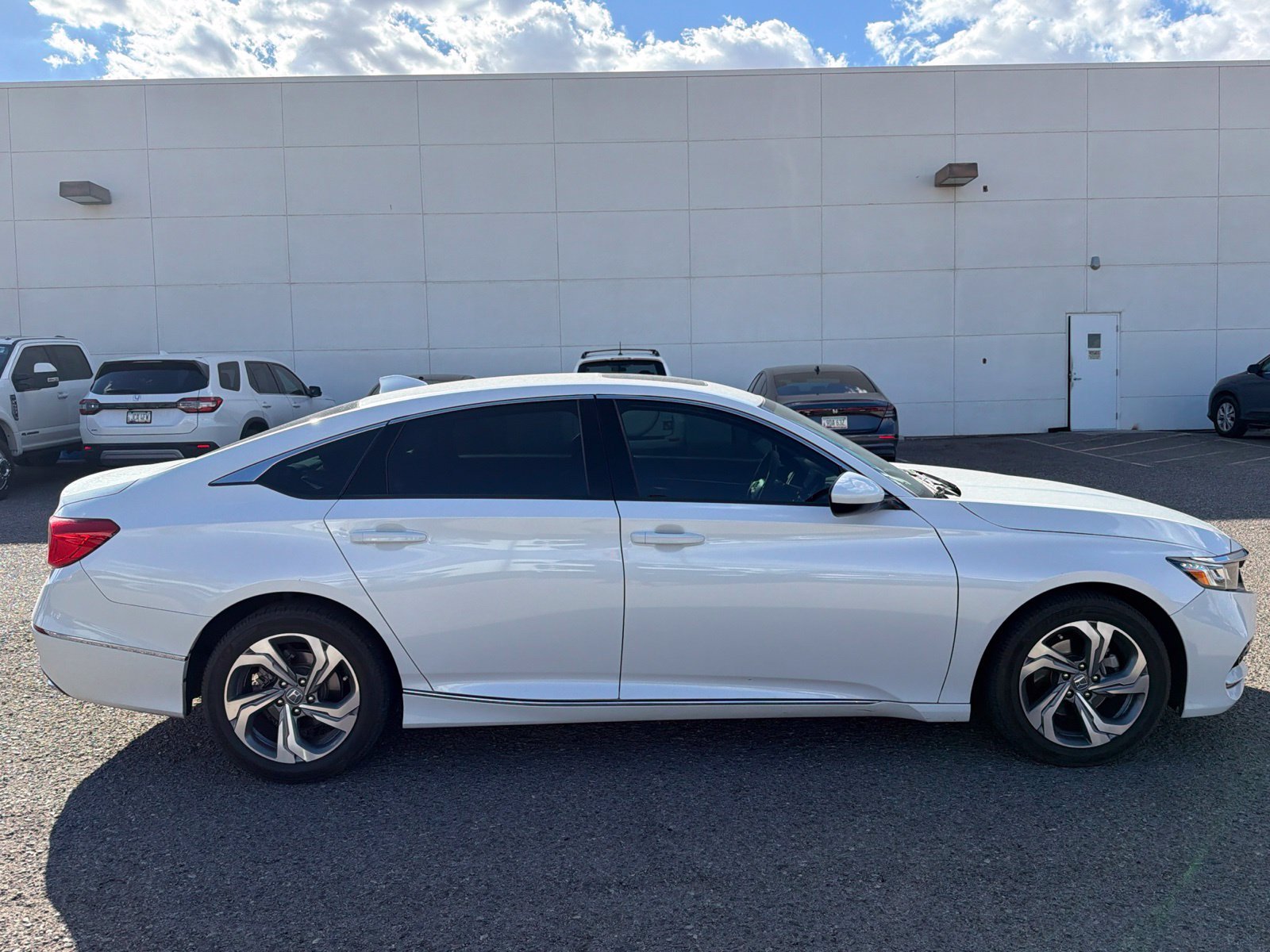 Certified Used 2020 Platinum White Pearl Honda EX image 6