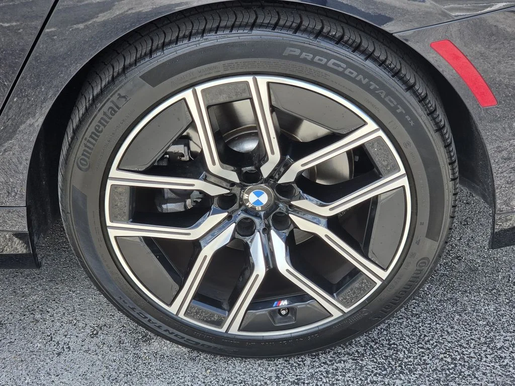 Used 2025 Black BMW 740i xDrive image 7