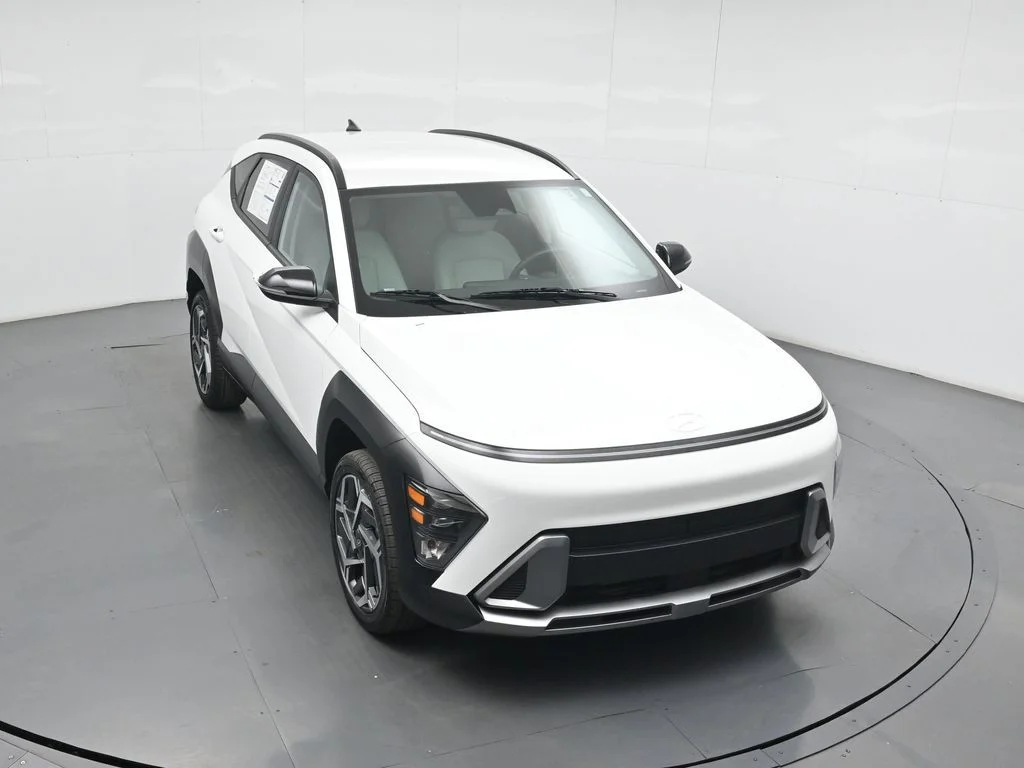 Used 2026 White Hyundai SEL Premium image 38