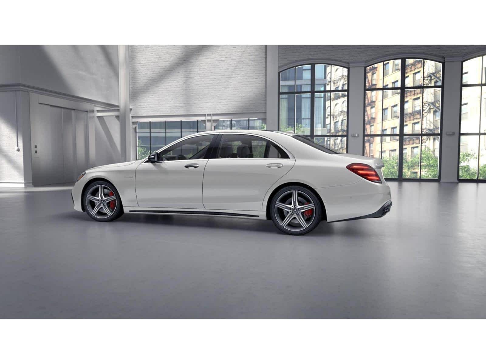 Used 2019 designo Diamond White Mercedes-Benz AMG® S 63 image 32