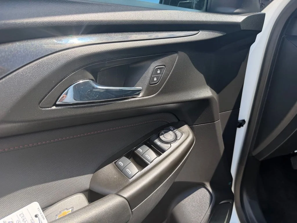 Used 2023 White Chevrolet RS image 10
