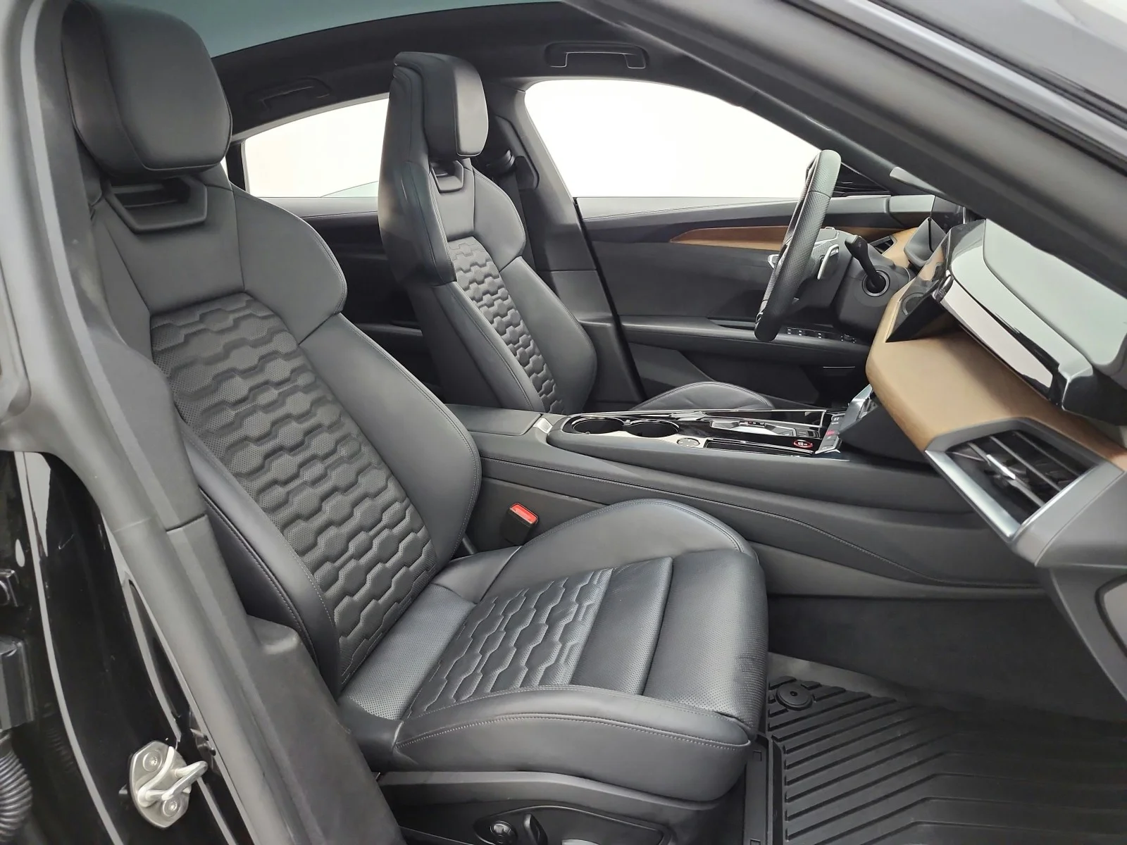 Used 2023 Mythos Black Metallic Audi Premium Plus image 18