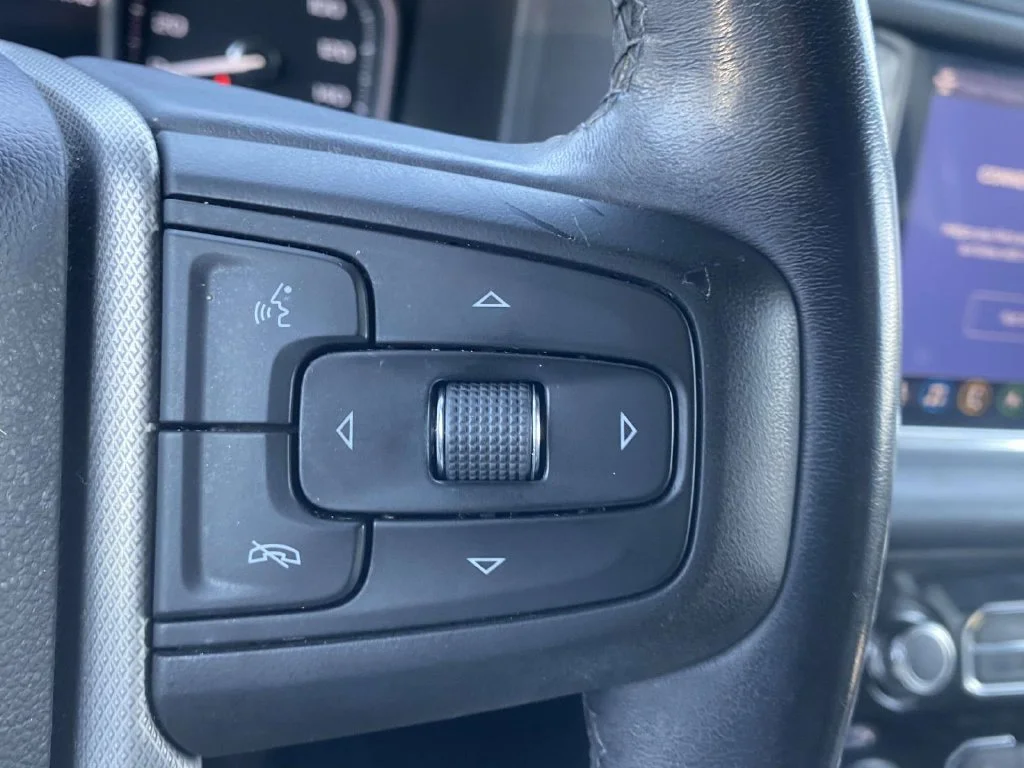 Used 2021 Gray GMC Denali image 32