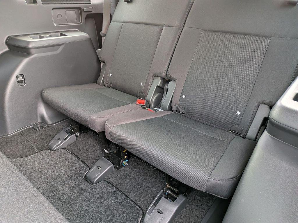 New 2026 White Hyundai SE AWD image 24
